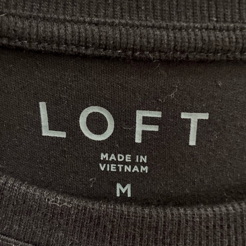 LOFT cap sleeve tee shirt with pleats at shoulder. Color is black in Size-Medium - Picture 4 of 5